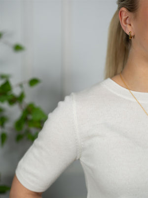 Dear Dharma Marthe Tee Cream