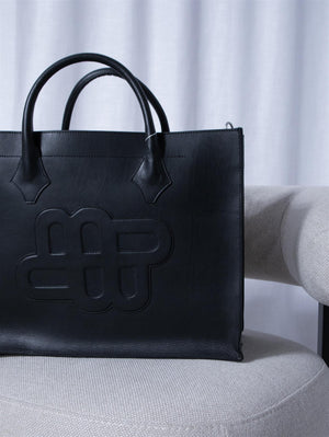 Munthe Franci Black