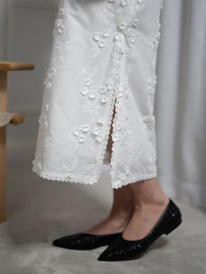 Munthe Ursa White