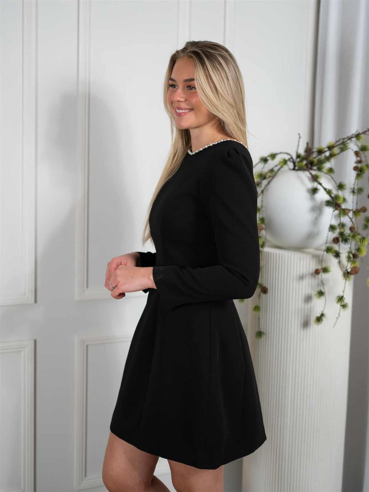 Nathalie Pearl Dress Black