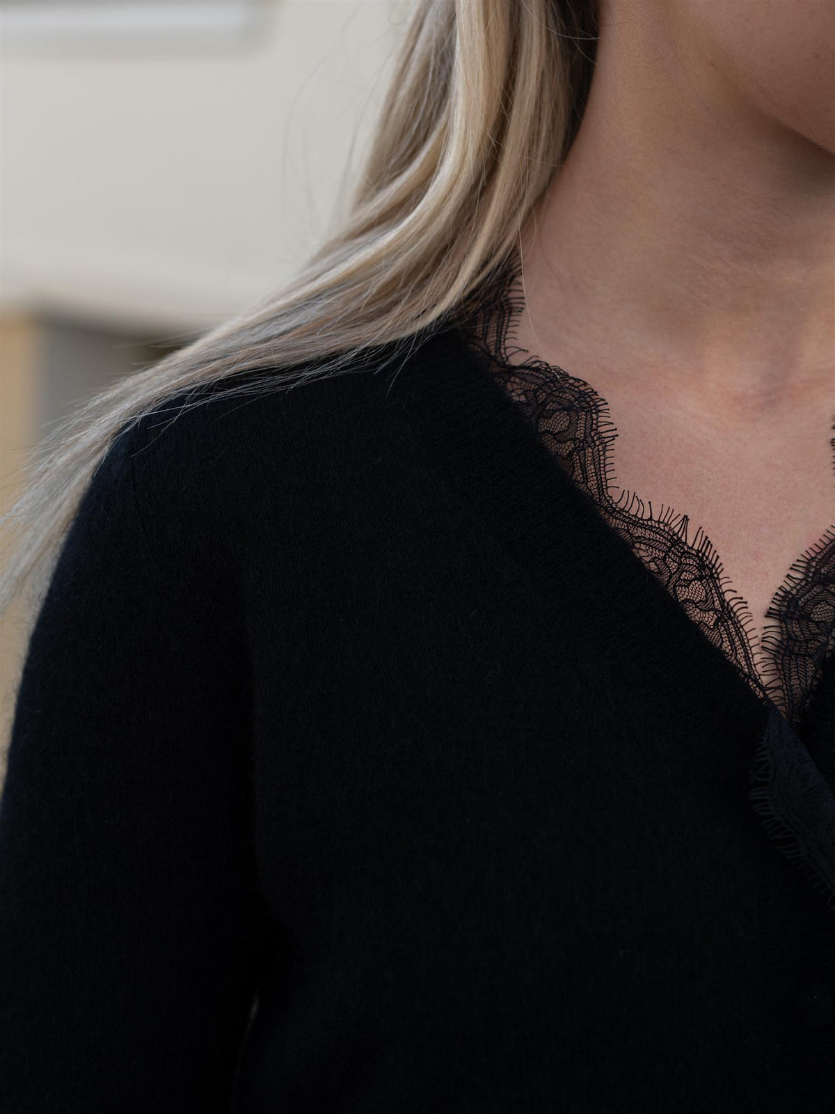 Mmhelmi Lace Knit Cardigan