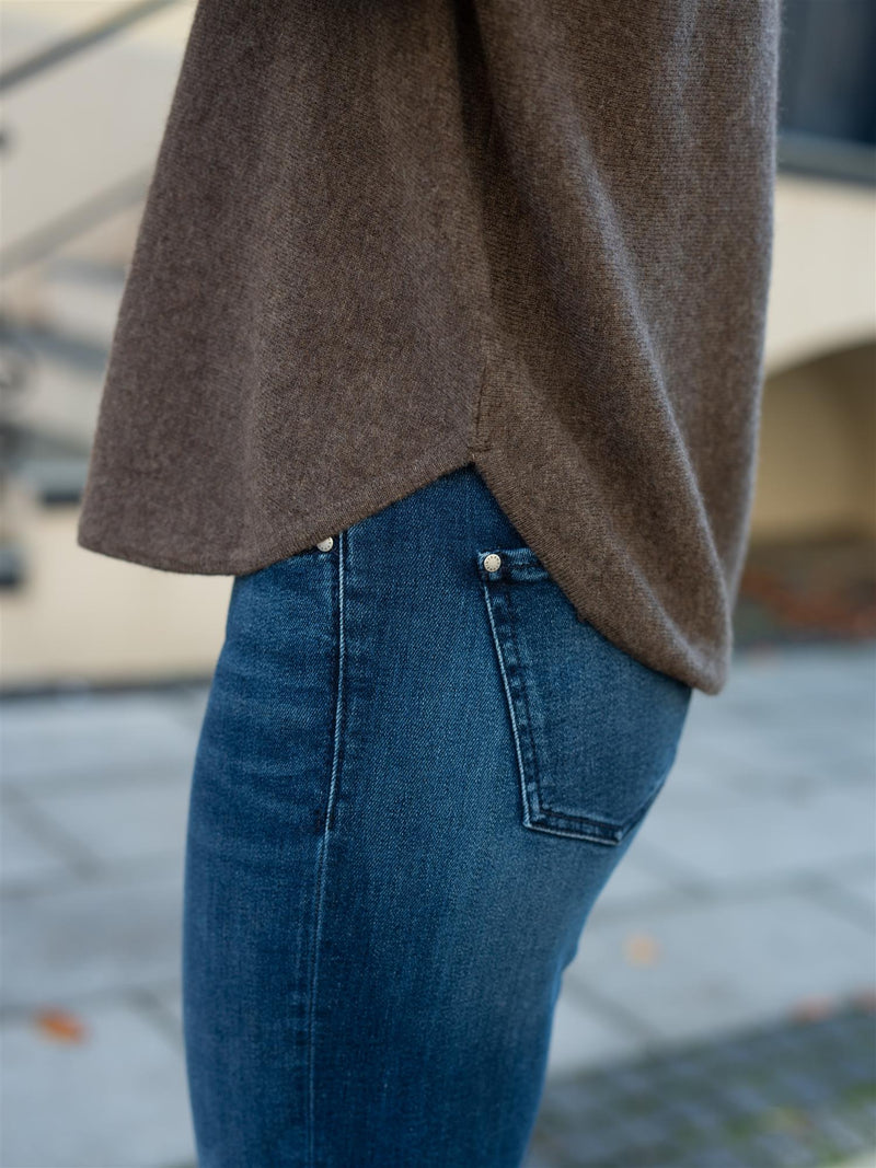 Davida Curved Sweater Cacao