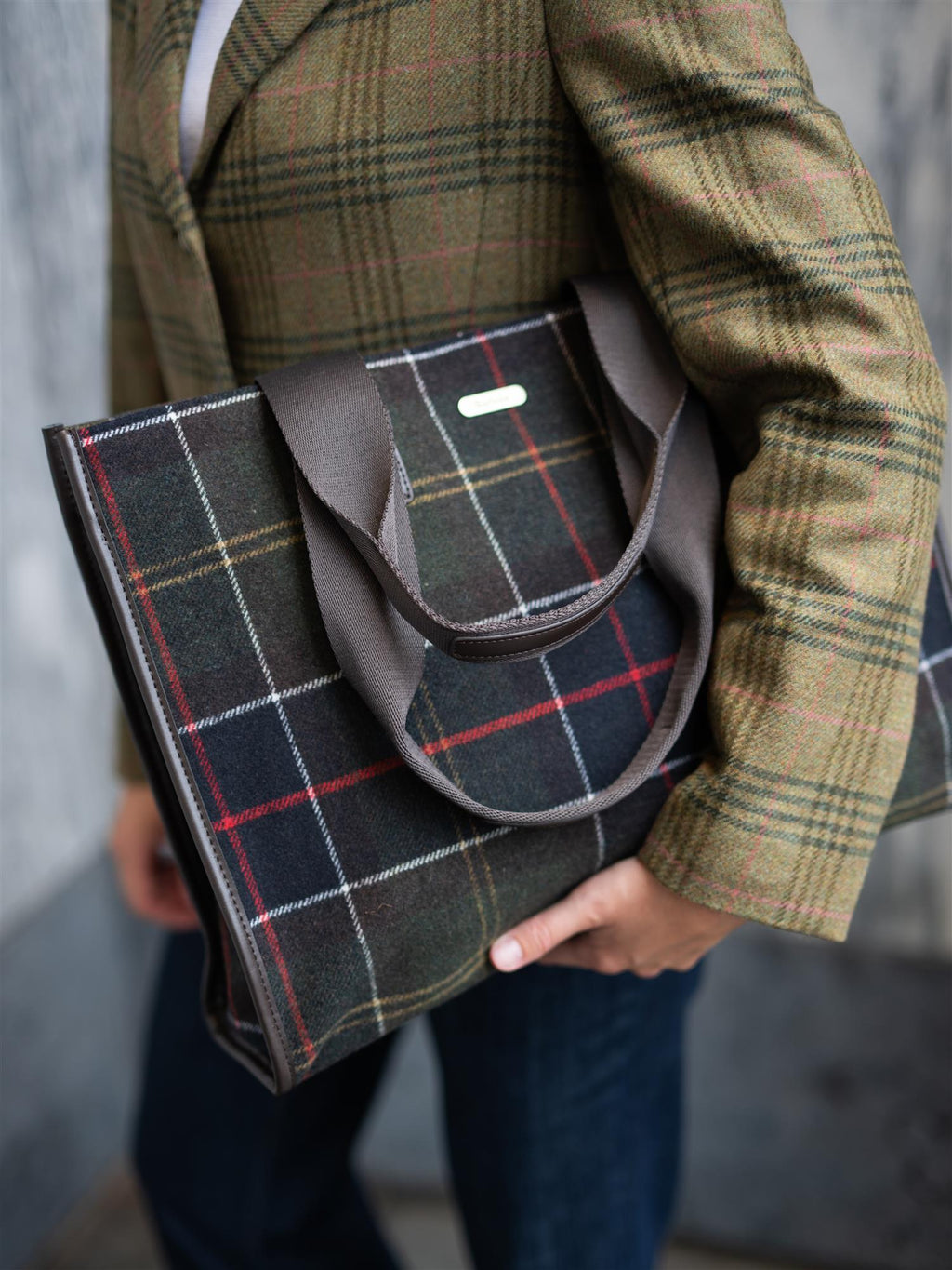 Barbour Turnberry Tartan Tote Bag Olive