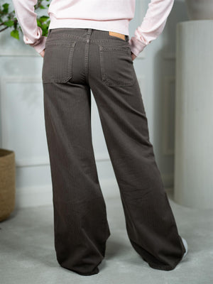 Jeanerica Guell Chevron Brown