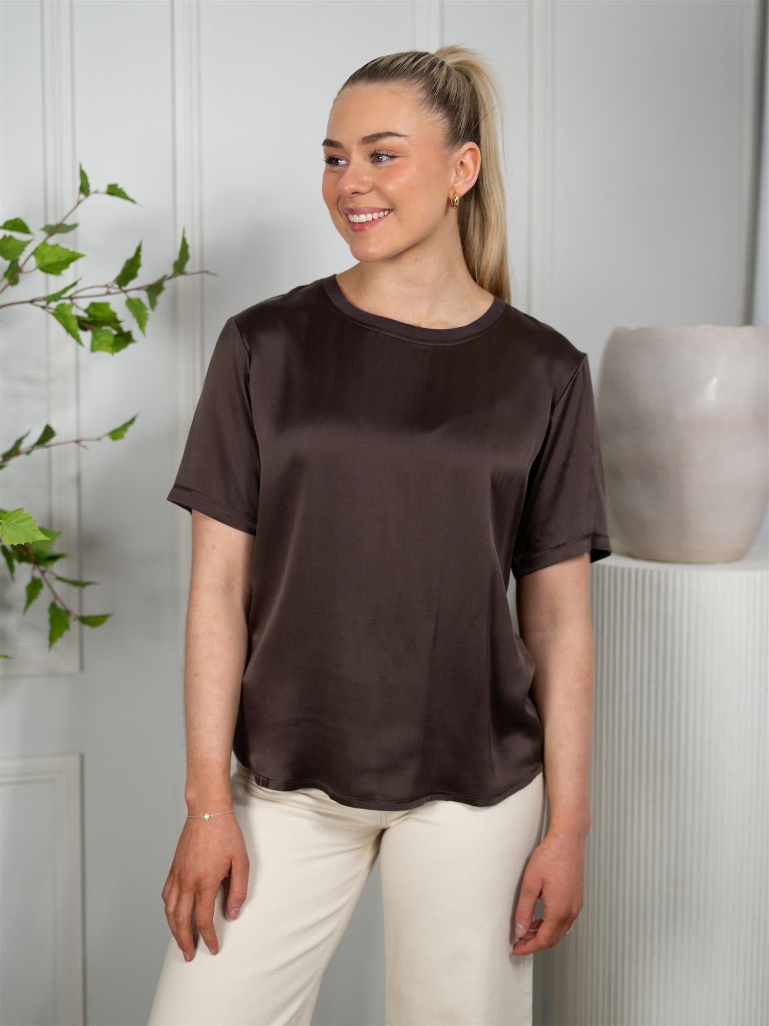 Sand Matt Minerva Dark Brown