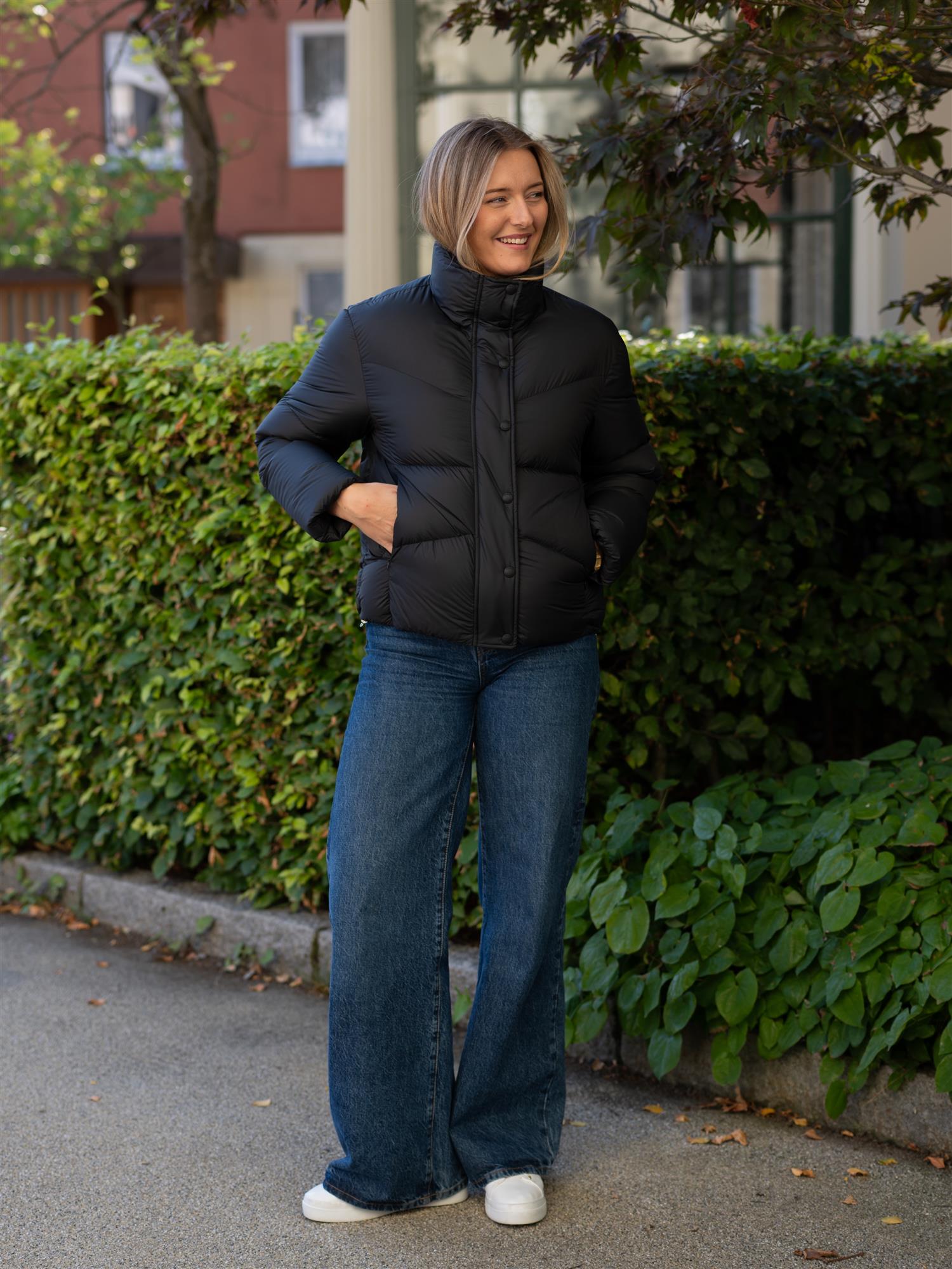 Ladies Down Jacket Black
