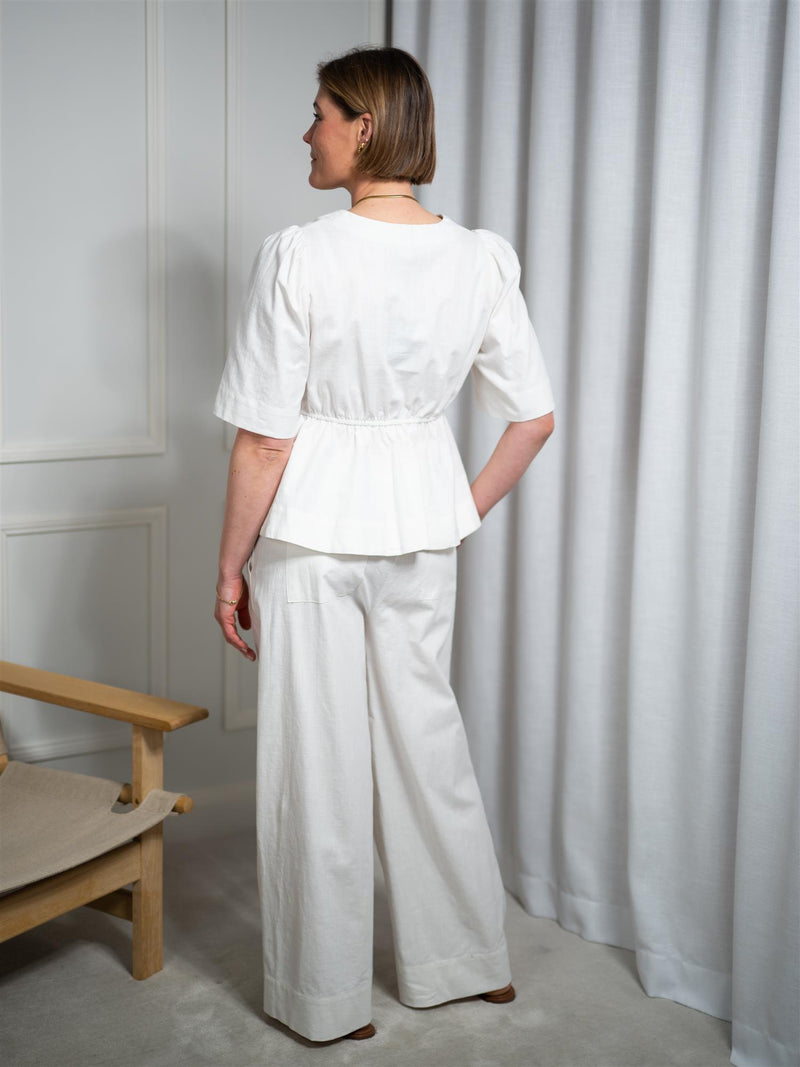 Christian Aks Monic Linen Top White