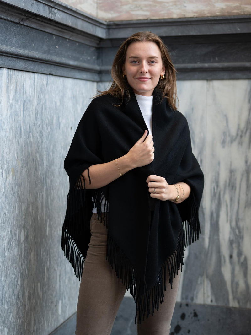 Christian Aks Alba Wool Scarf Black