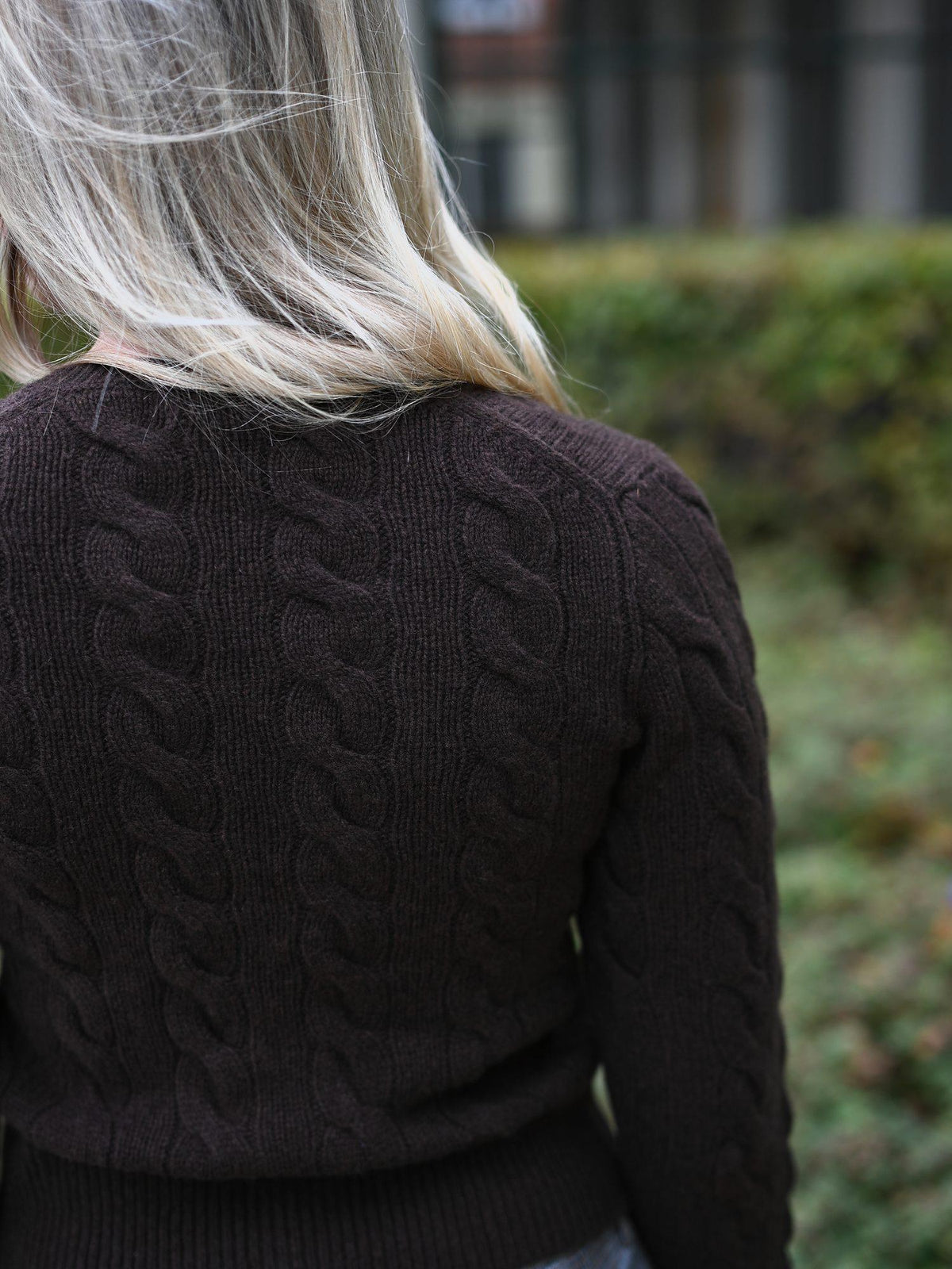 Cable-Knit Wool-Cashmere Cardigan Cedar Heather