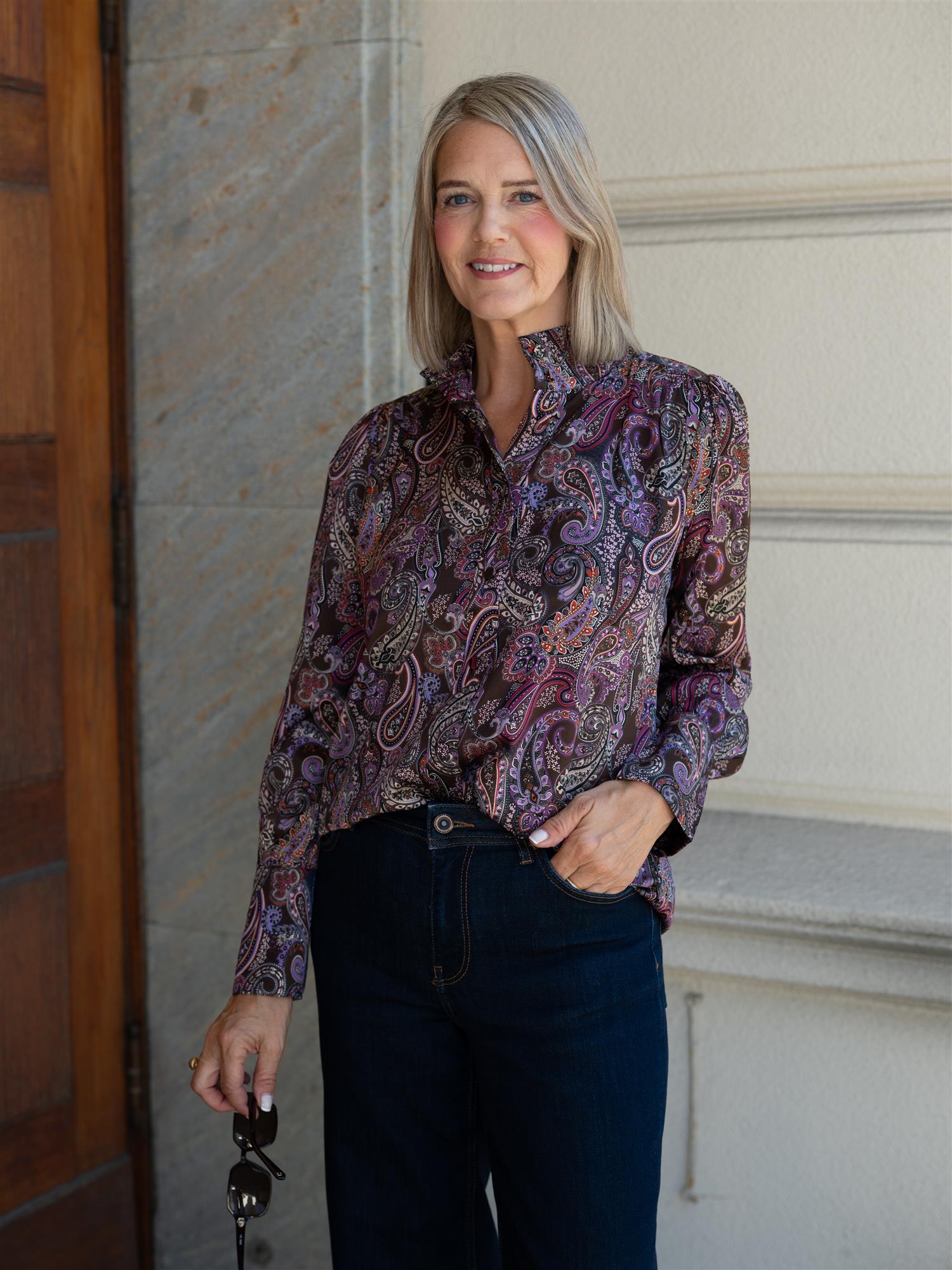Amelie Blouse With Stand Collar