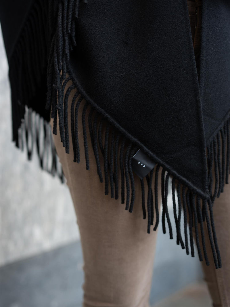 Christian Aks Alba Wool Scarf Black