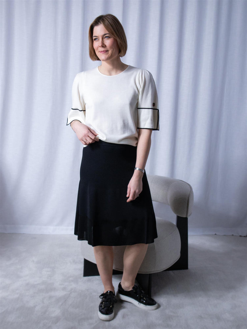 Busnel Tamia Solid Skirt Black