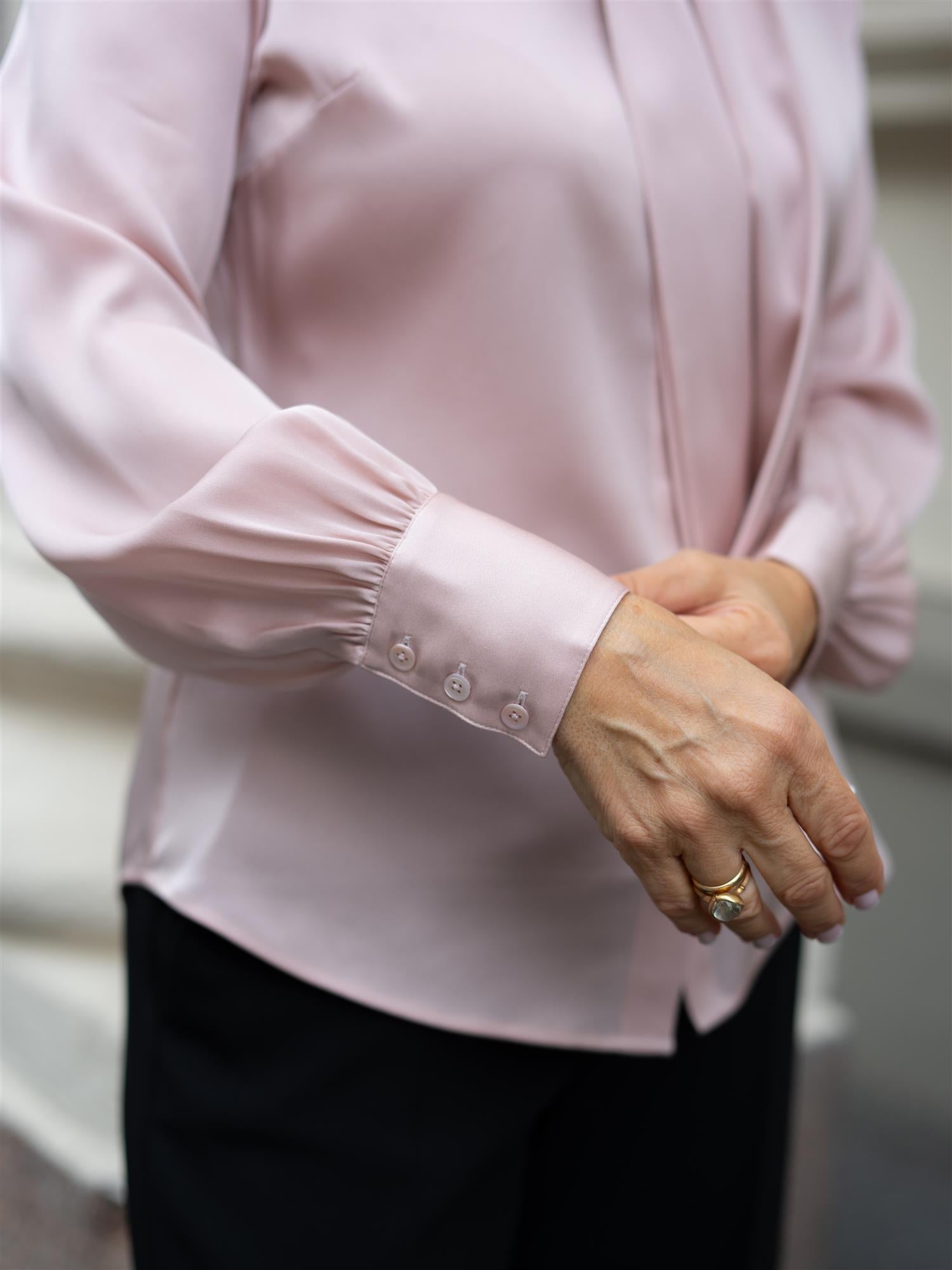 Selma Blouse Bowtie Flyfront Light Pink