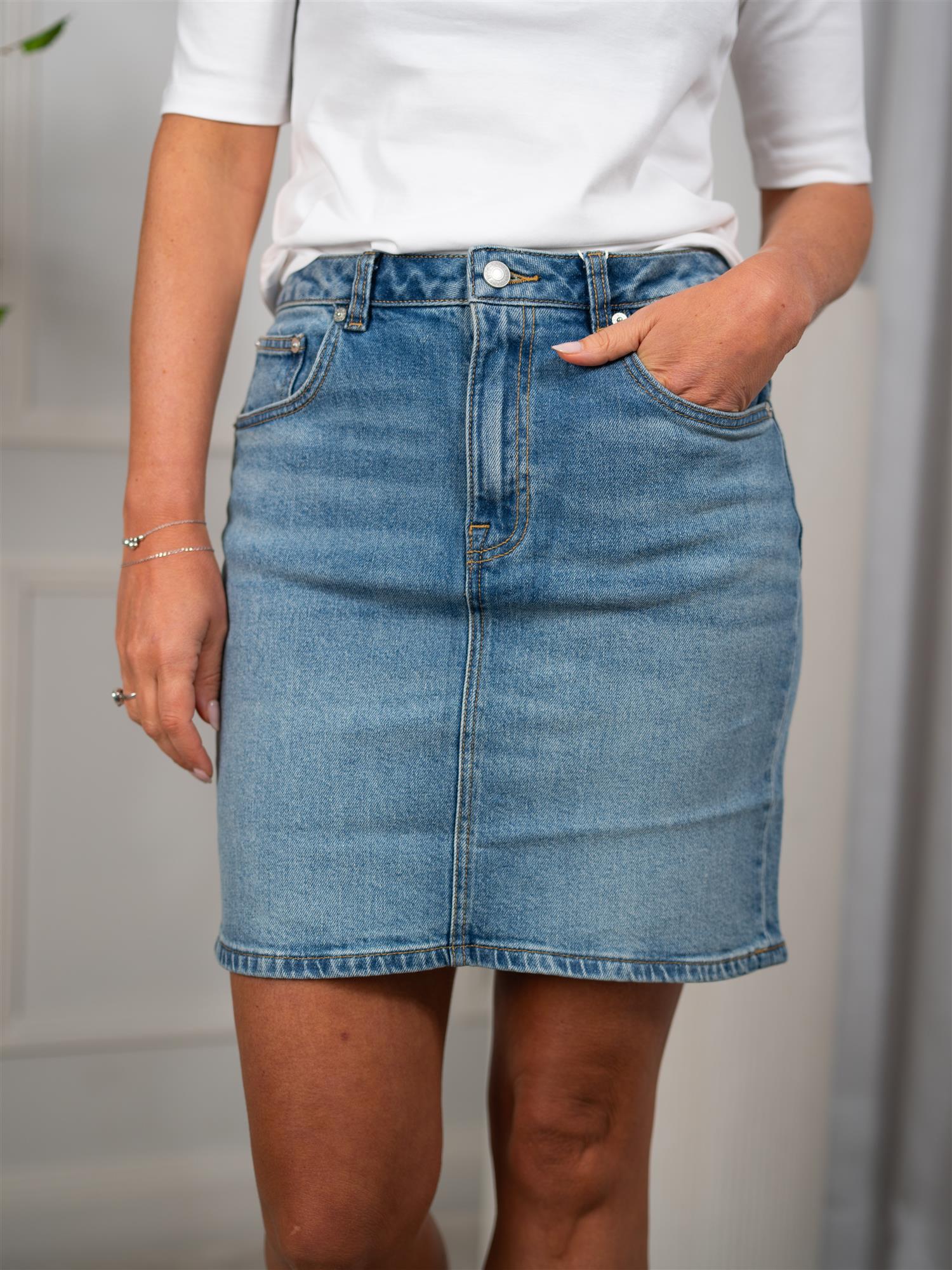 Gant Denim Short Skirt Semi Light Blue