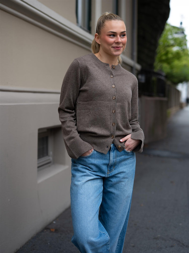 Christian Aks Diana Wool Cash Cardigan Cappucino