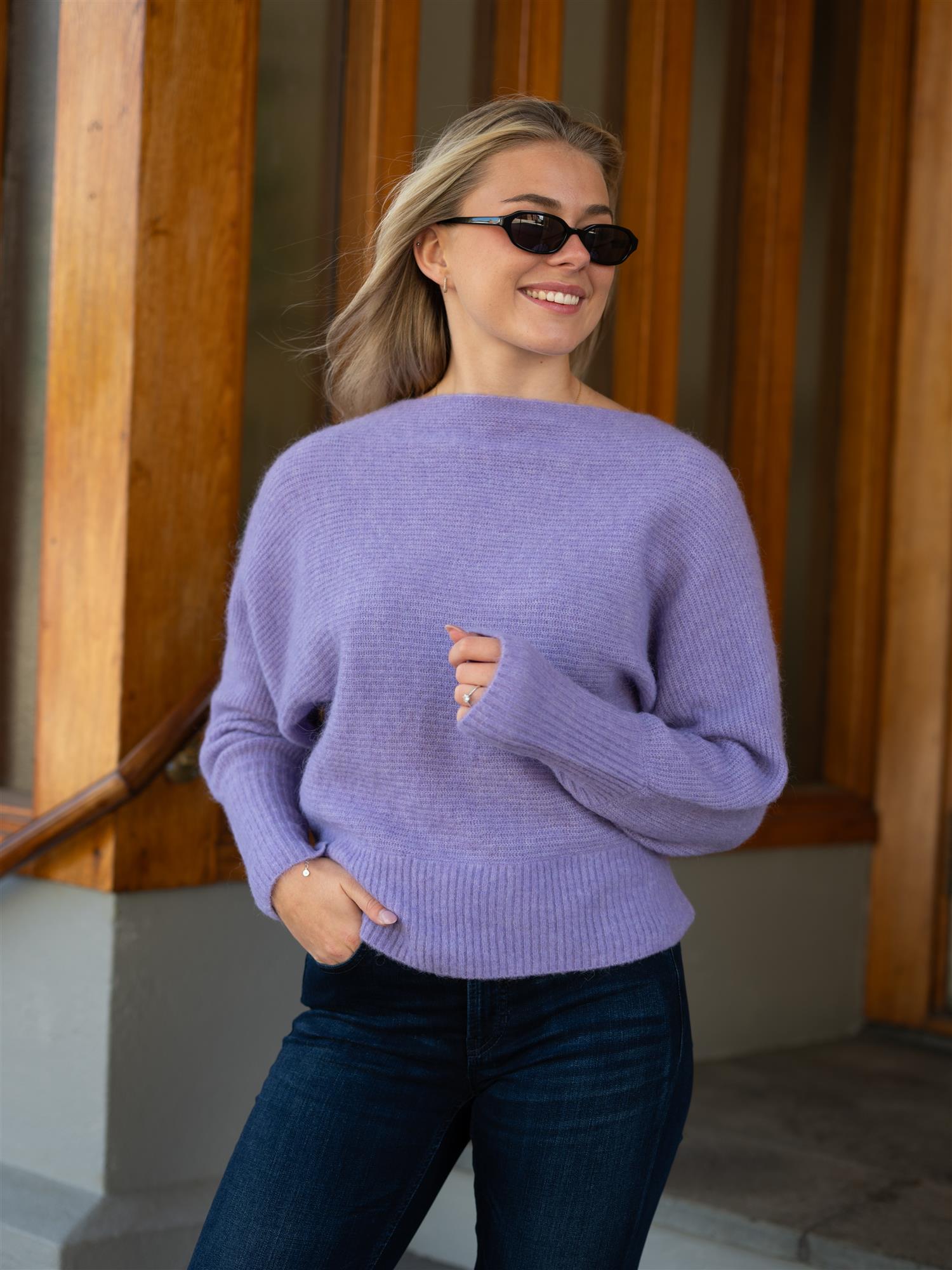 MMThora Boatneck Knit Violet Tulip