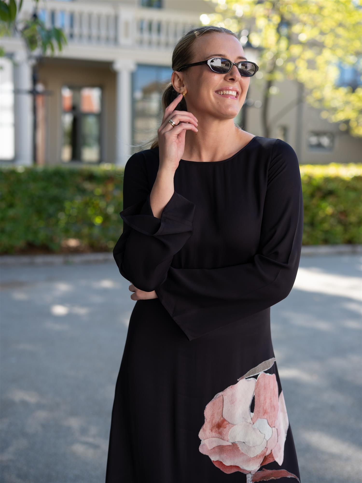 Nicole Dress With Boat Neck