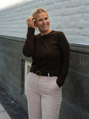 Julie Josephine Andrea Longsleeve Brown