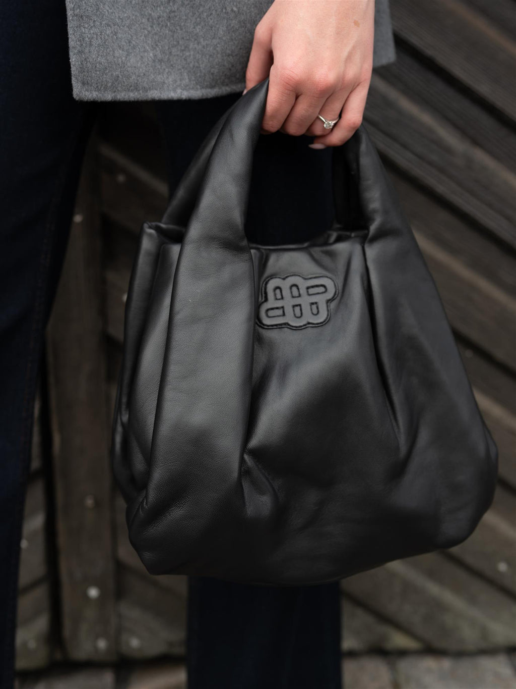 Munthe Lix Black