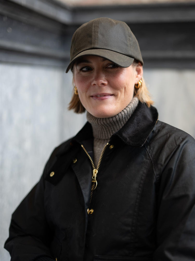 Barbour Cropped Beadnell Wax Jacket