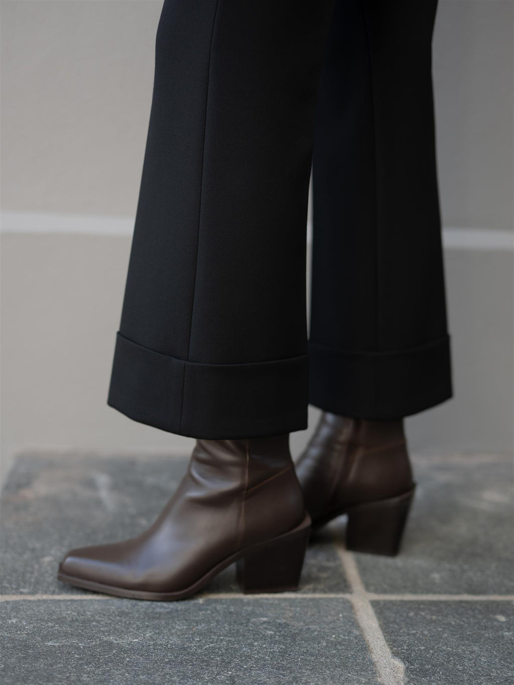 Cambio France Cropped Trensendetail