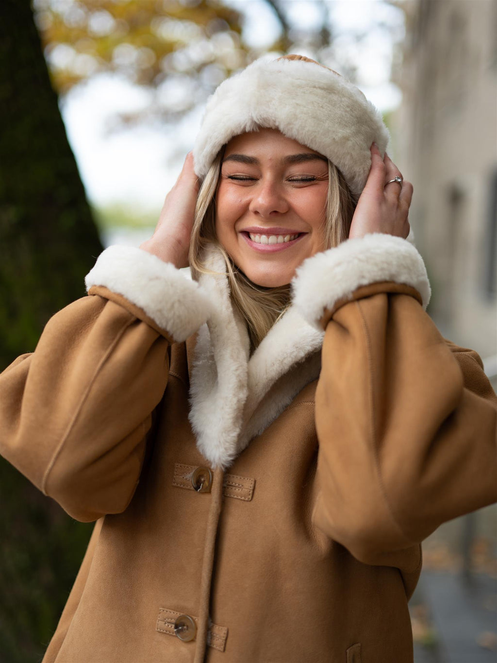 Camilla Pihl Azta Beanie Camel Suede