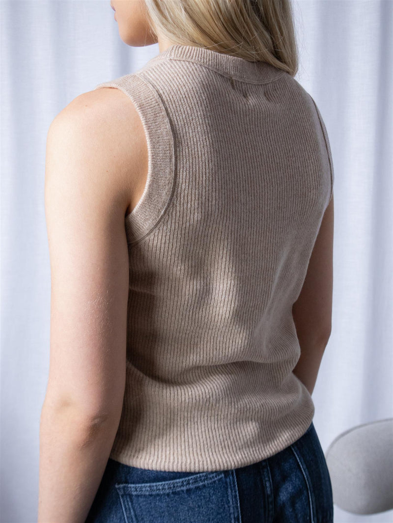 Dear Dharma Naomi Vest Beige Mel