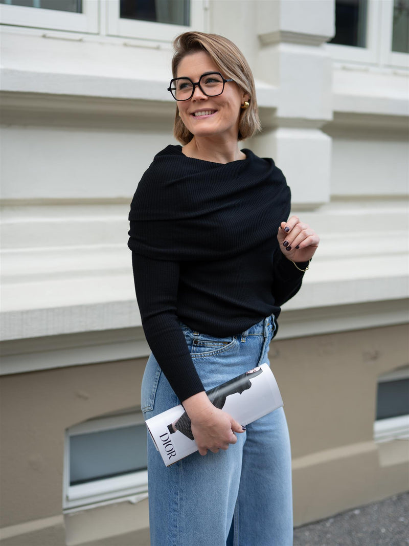 Christian Aks Delphine Merino Top Black