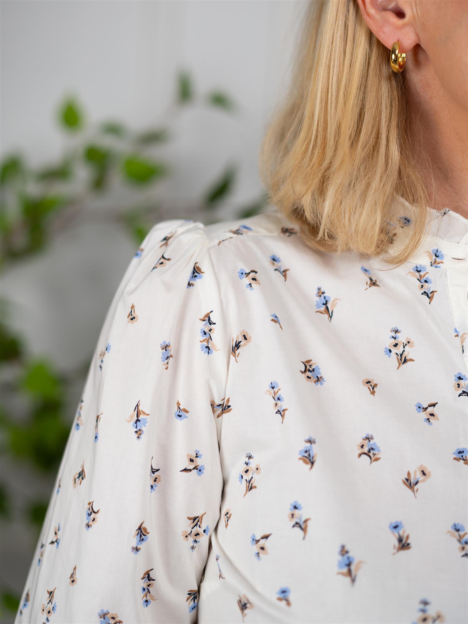 Camilla Pihl Emily Blouse White Anemone