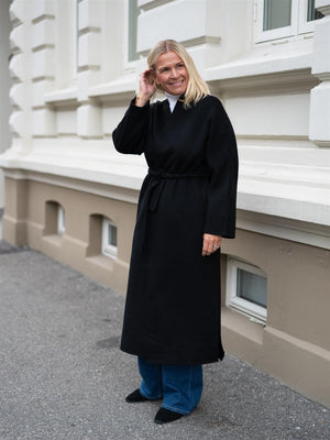 Christian Aks Petra Wool Coat Black