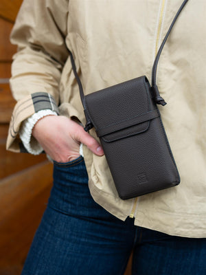 Camilla Pihl Mobile Pouch Dark Brown