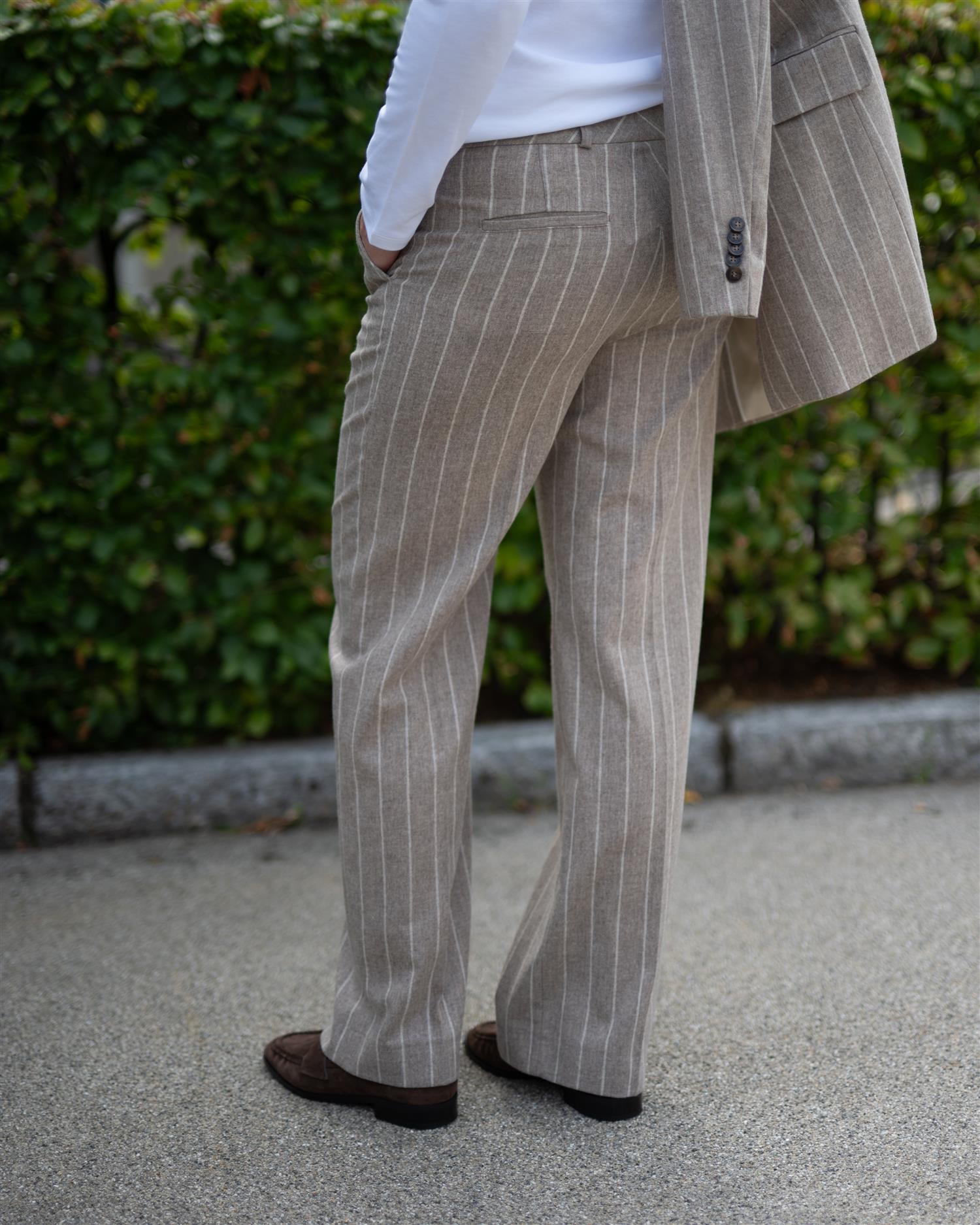 Shape Trouser