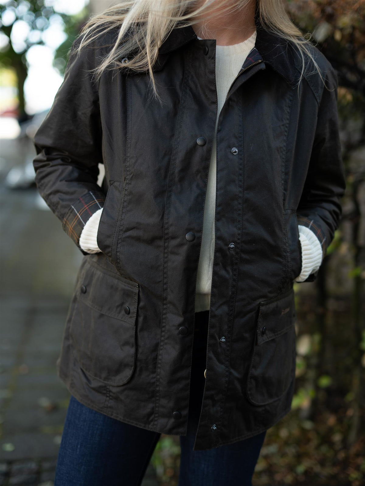 Classic Beadnell Wax Jacket Olive
