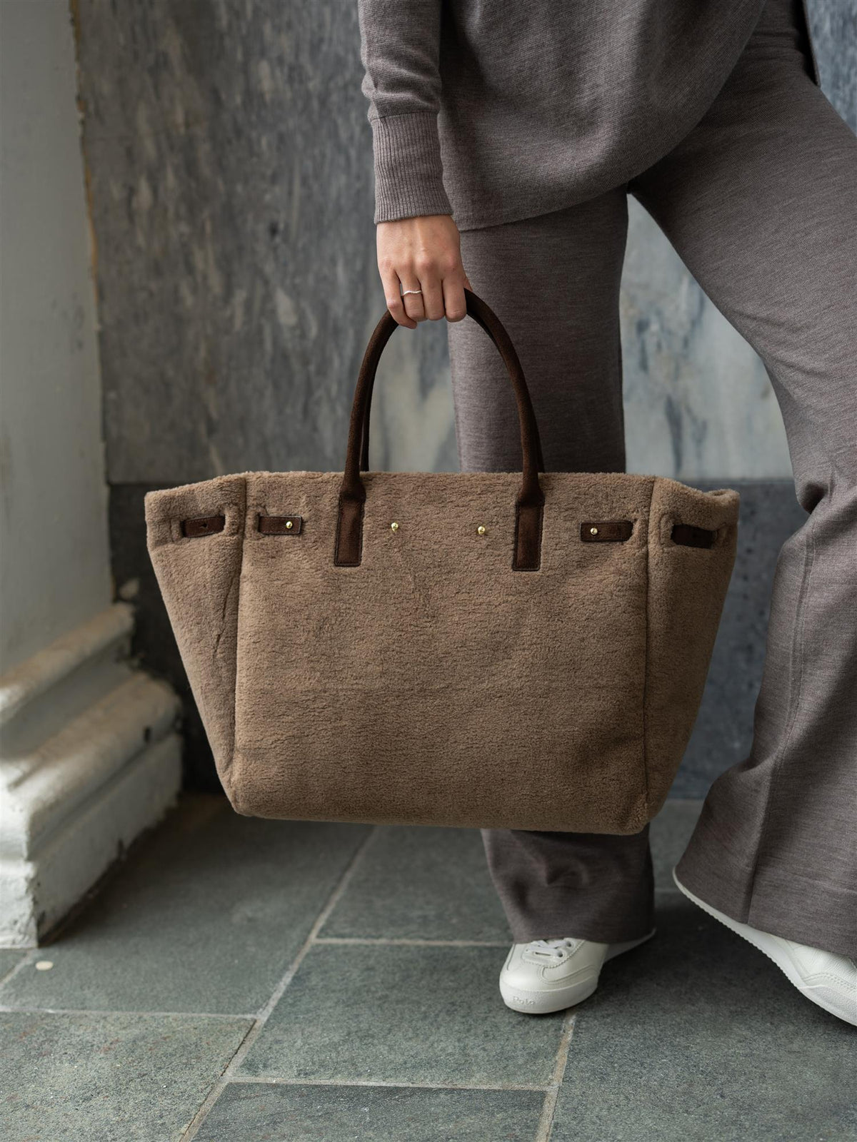 Lykke Shearling Bag Taupe