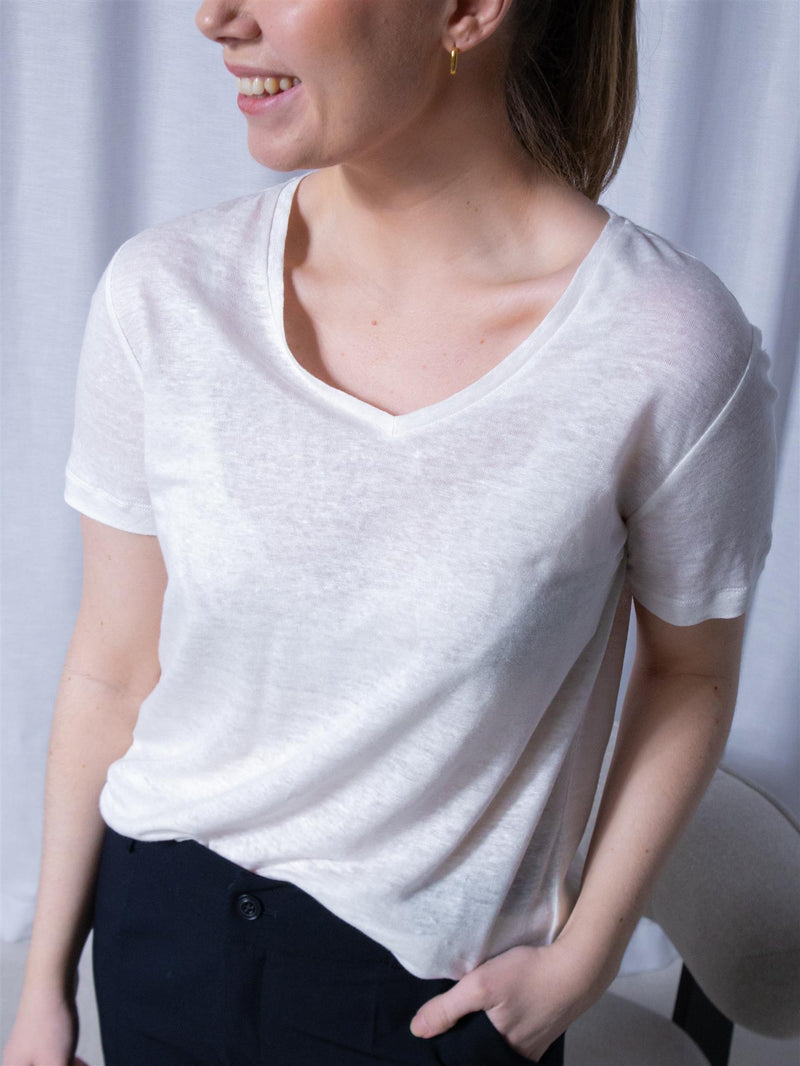 Gant Reg Linen V-Neck SS T-Shirt White