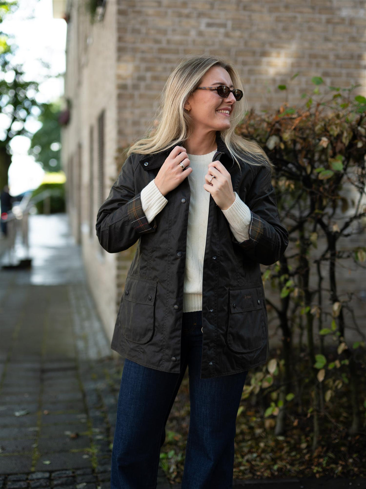 Classic Beadnell Wax Jacket Olive