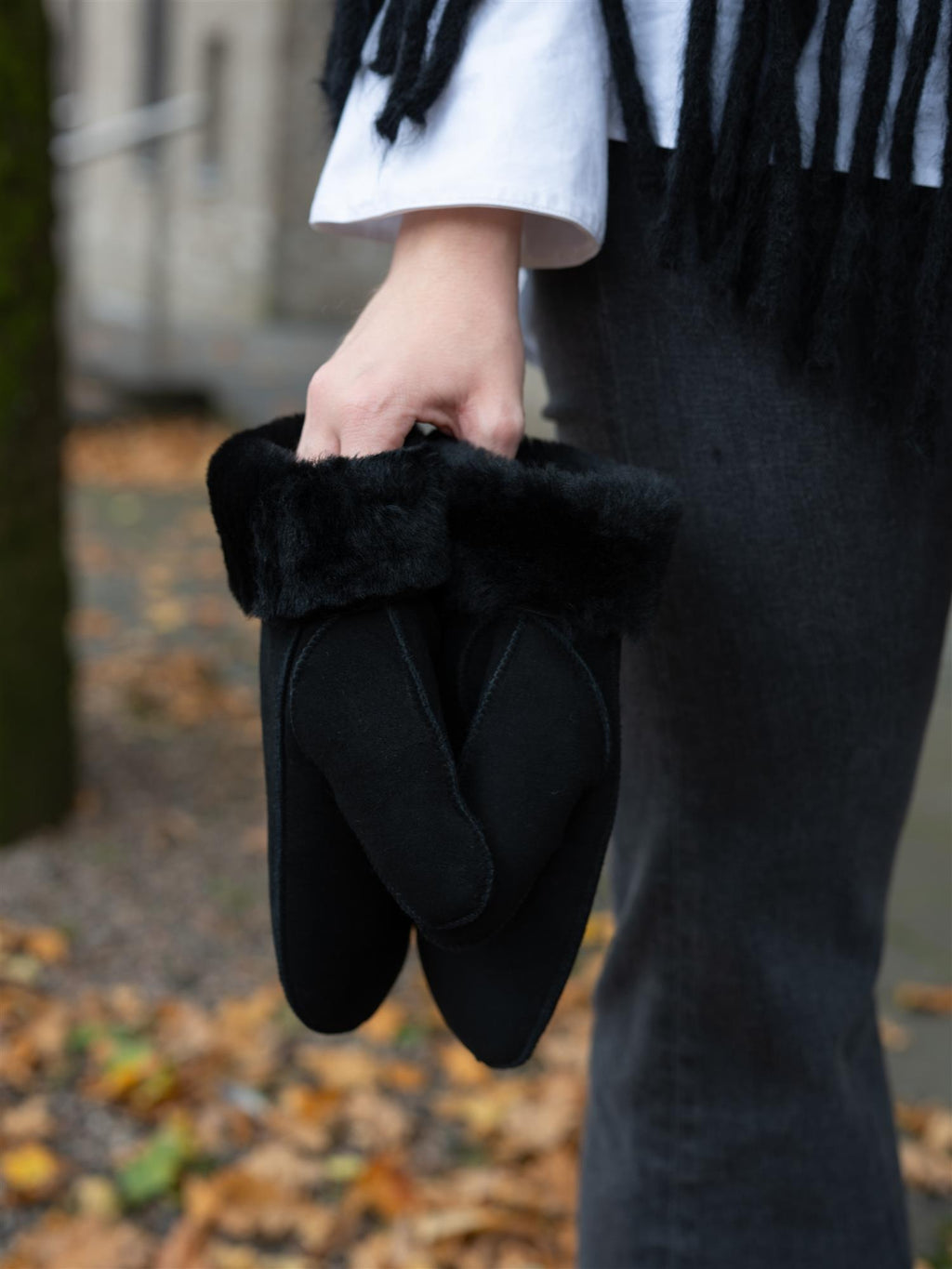 Beck Söndergaard Doa Shearling Mitten Black