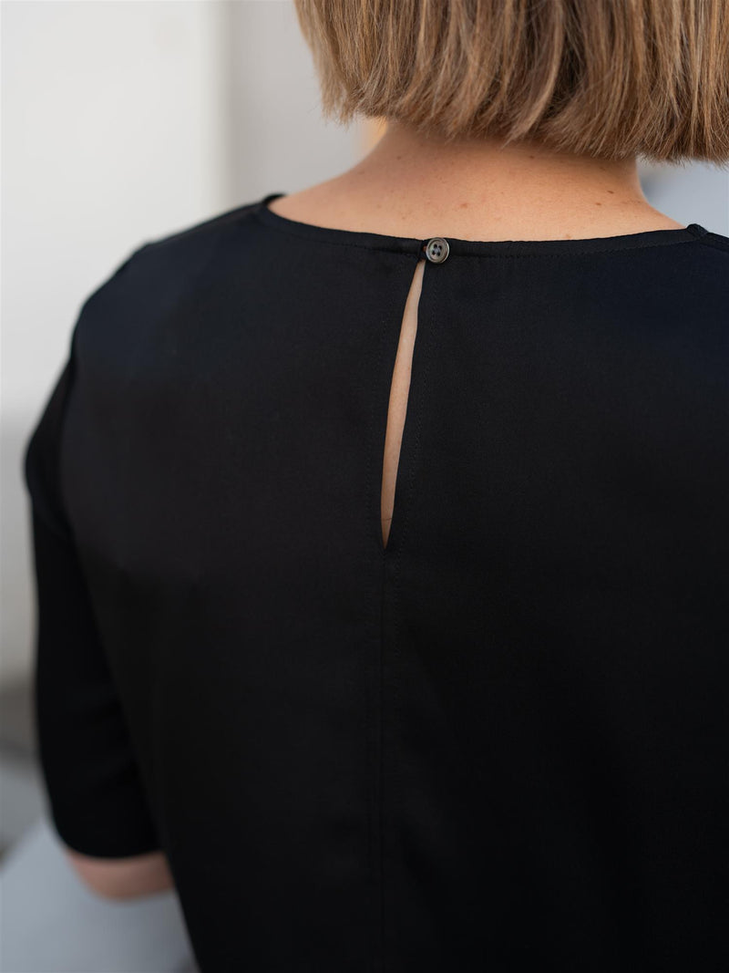 Stenströms Sanne Blouse Black Short Sleeve