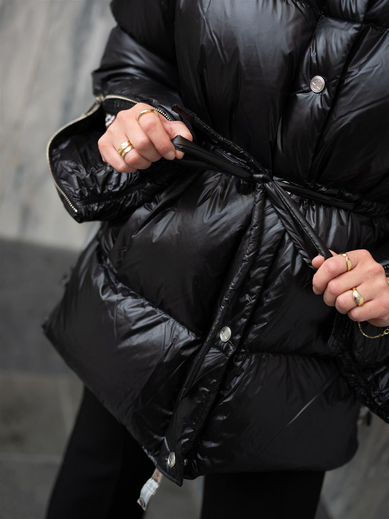 CAYA Jackie Black