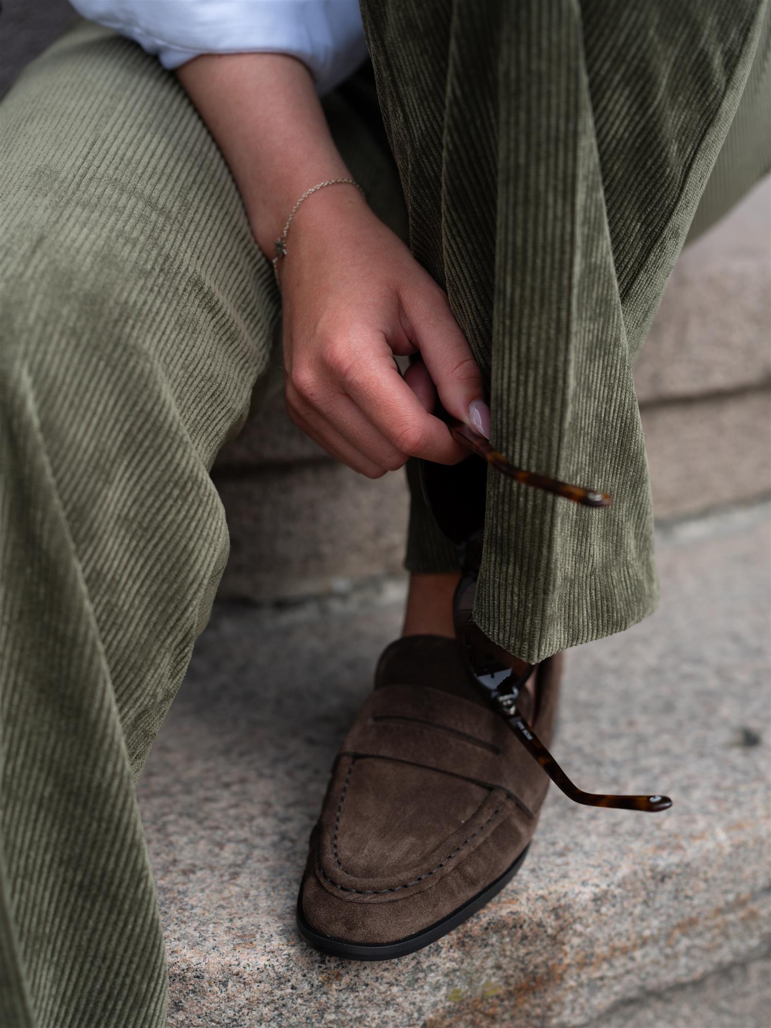 ATP Atelier Airola Walnut Suede