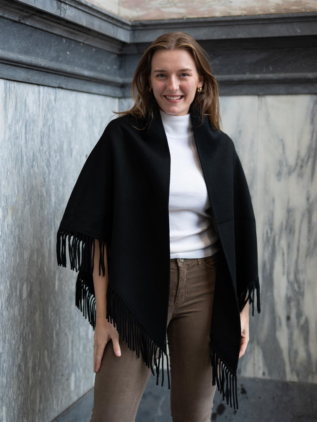 Christian Aks Alba Wool Scarf Black