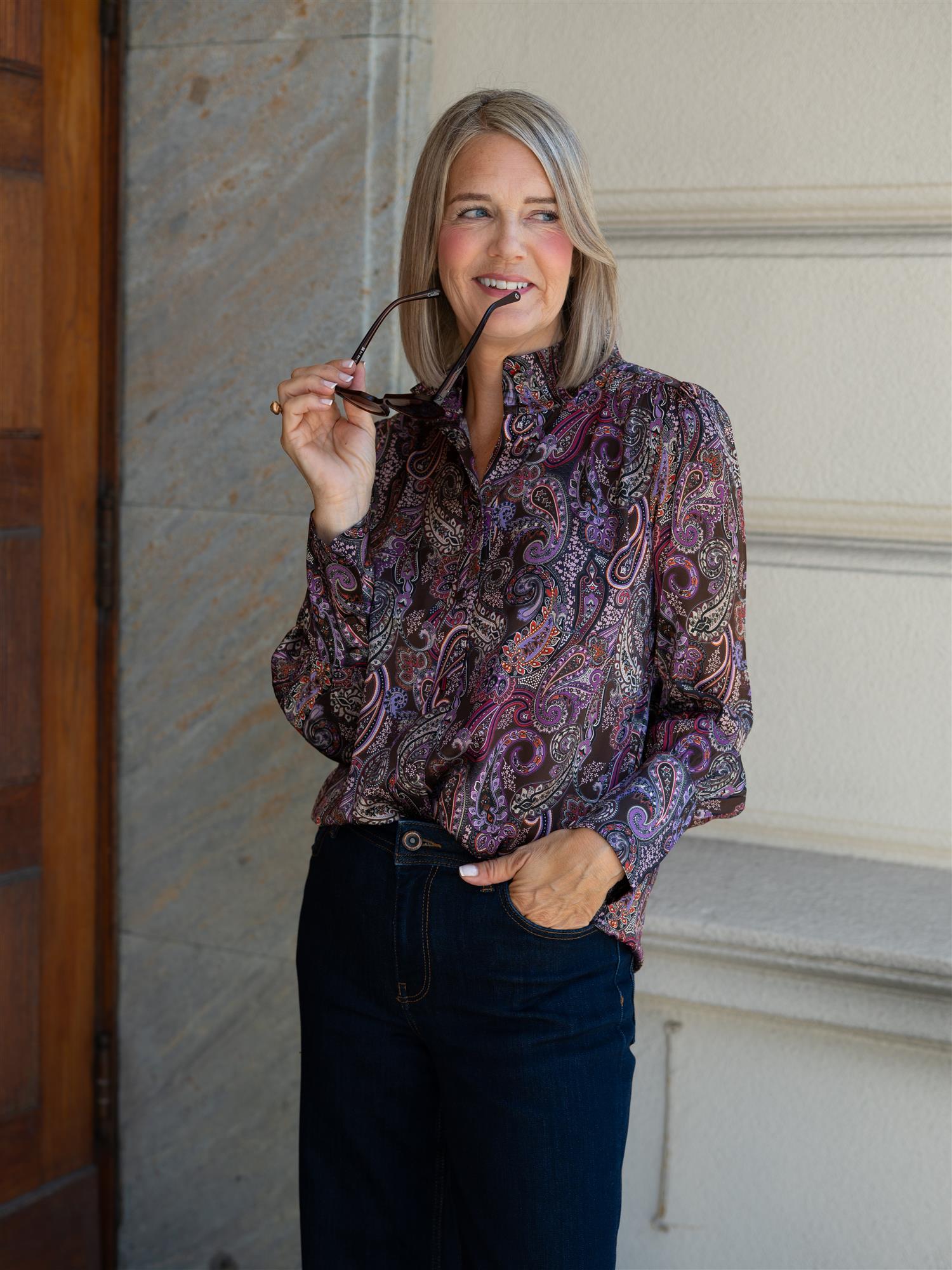 Amelie Blouse With Stand Collar