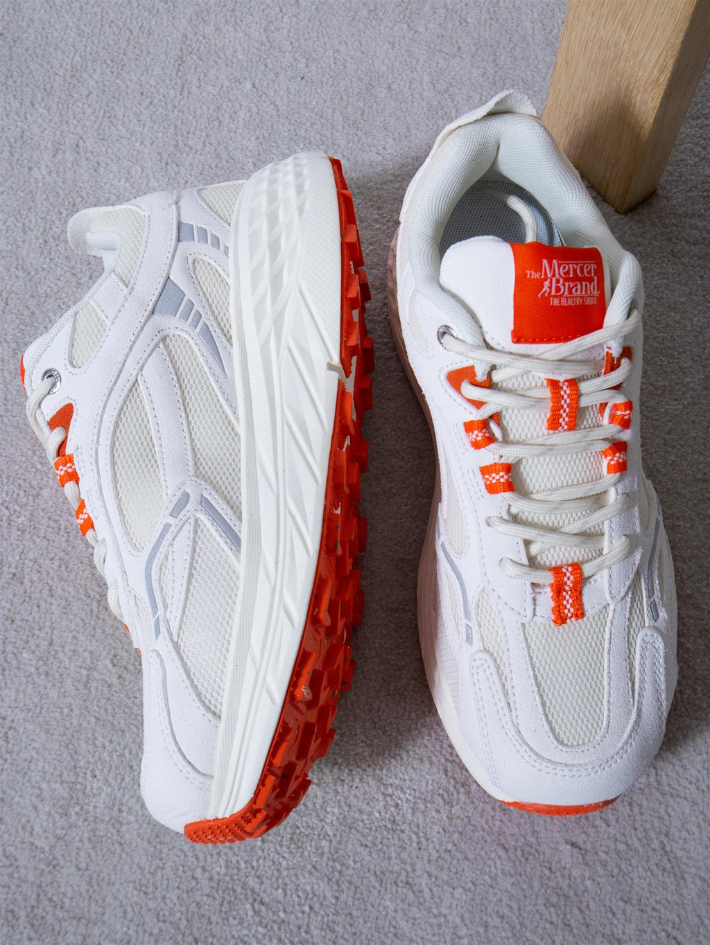 Mercer The Re-Run Max Suede White/Red