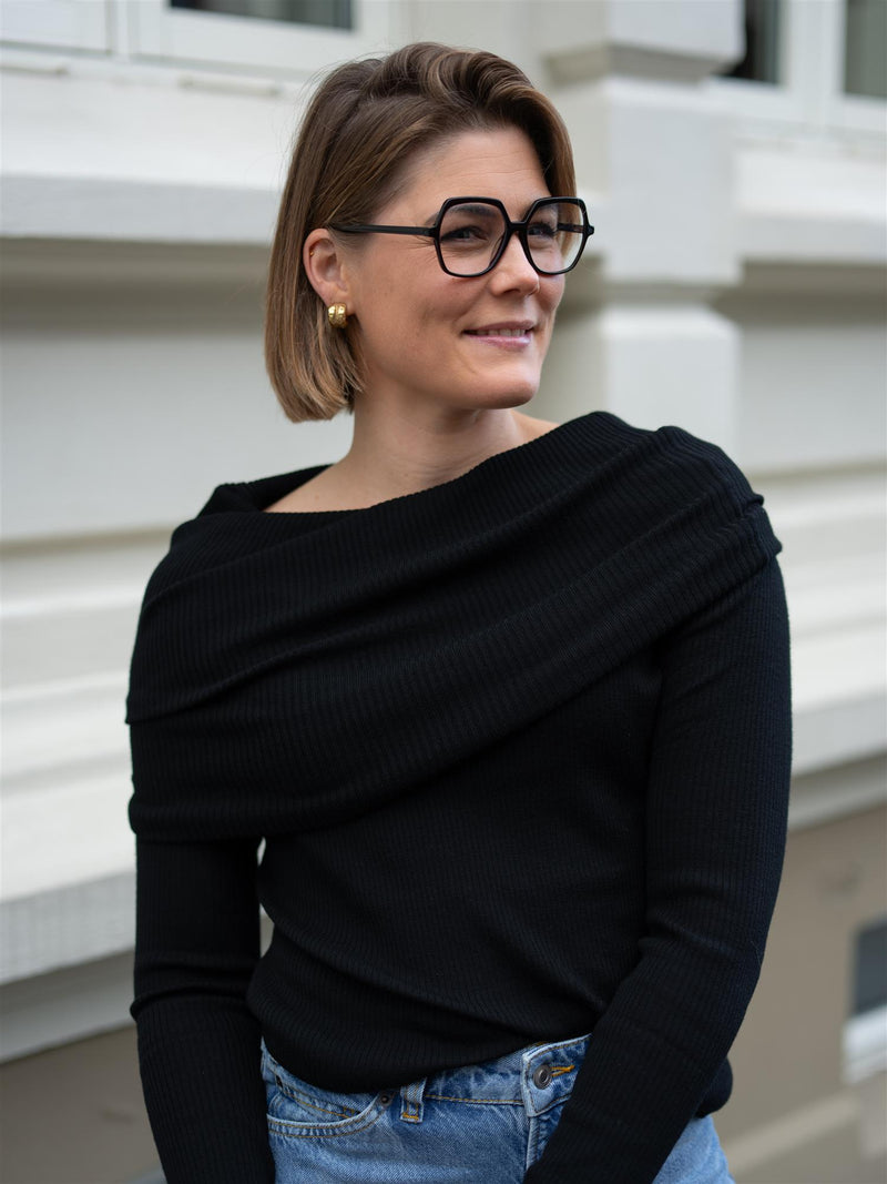 Christian Aks Delphine Merino Top Black