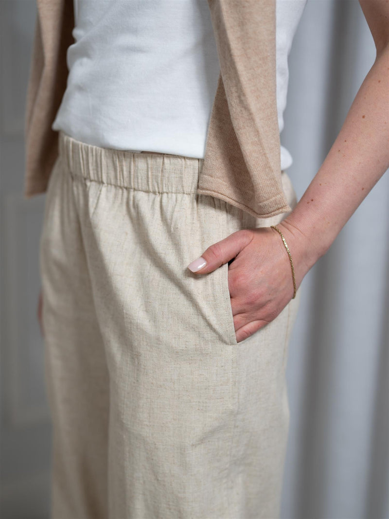 Christian Aks Luna Linen Trouser Sand