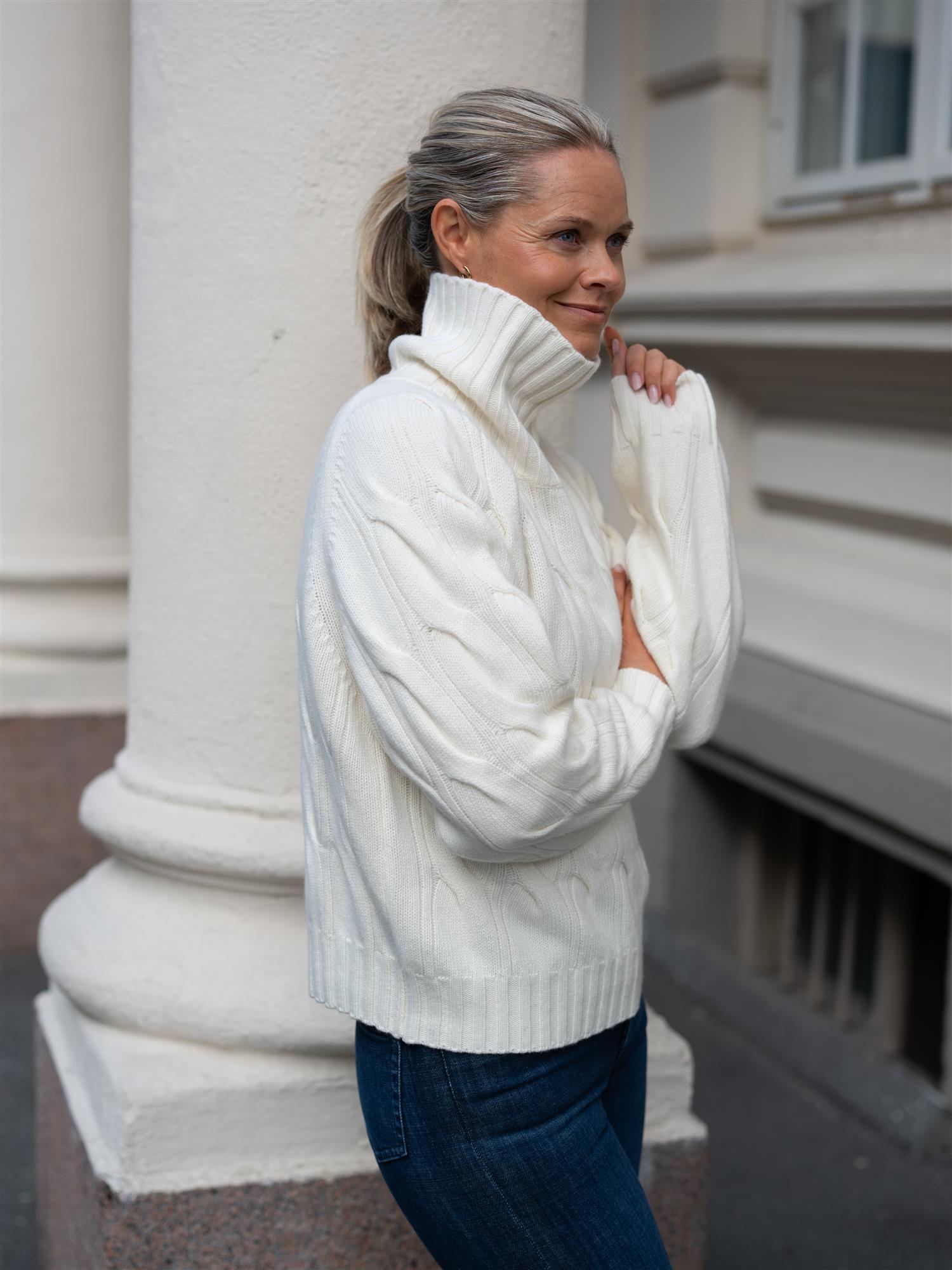 Cosima Off White