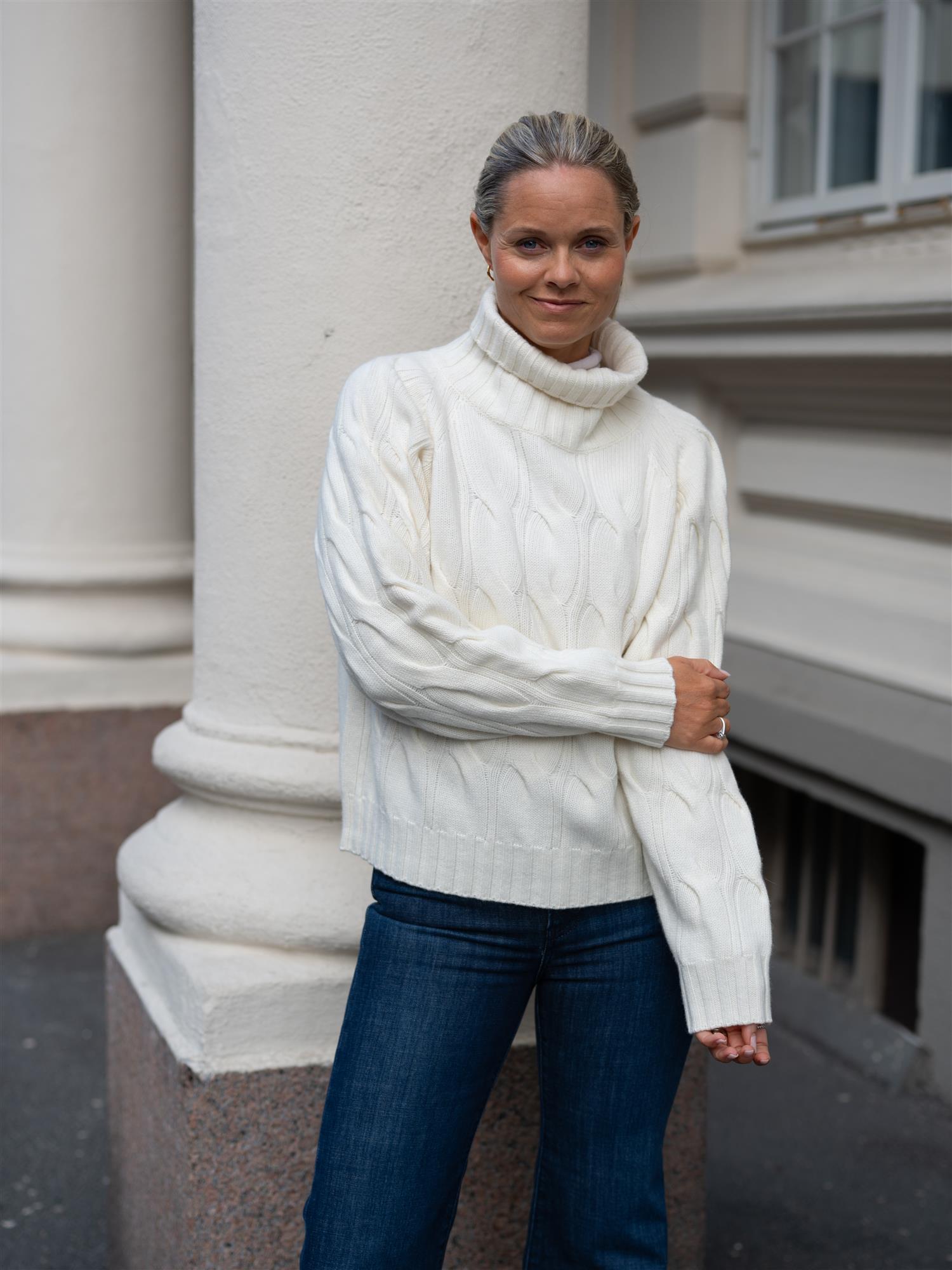 Cosima Off White