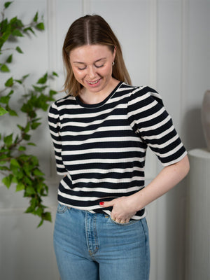 Munthe Jikolaz Stripe/Black