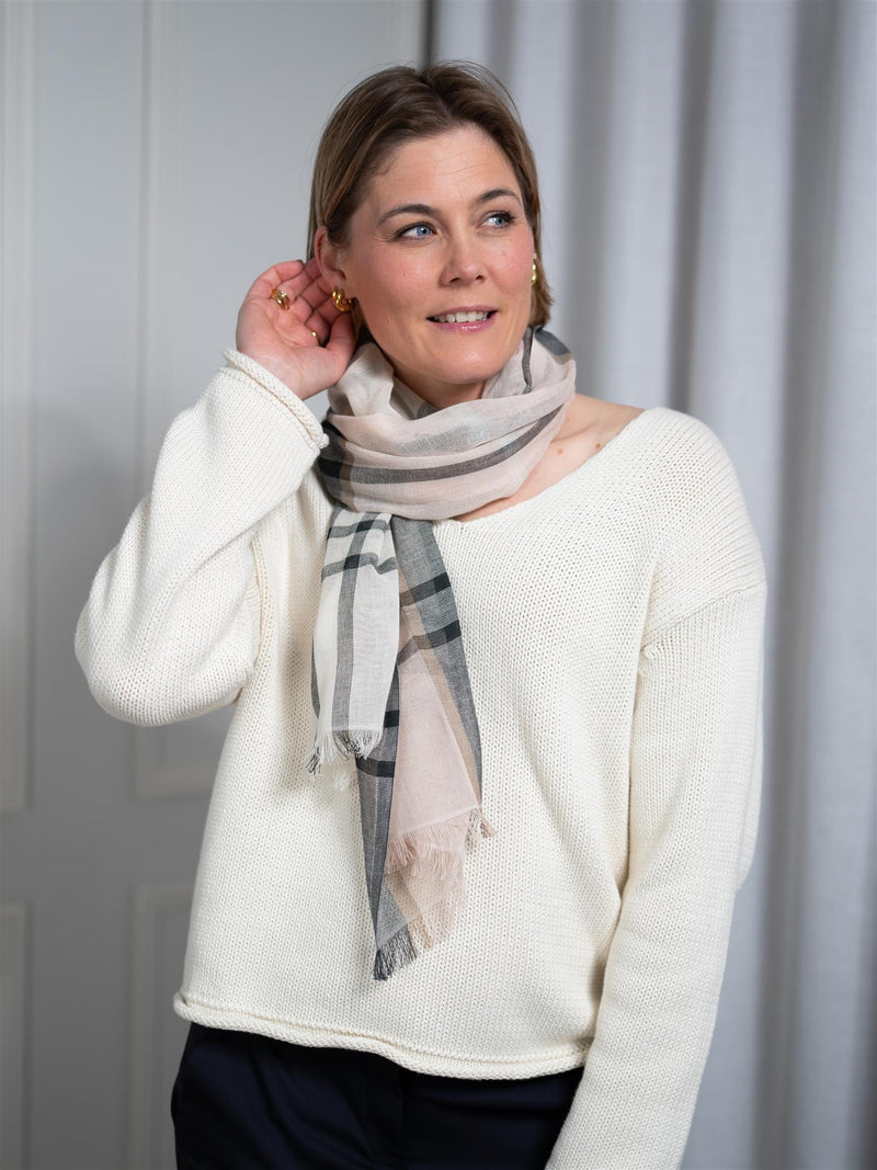 Barbour Abigail Tartan Scarf Primrose Safari