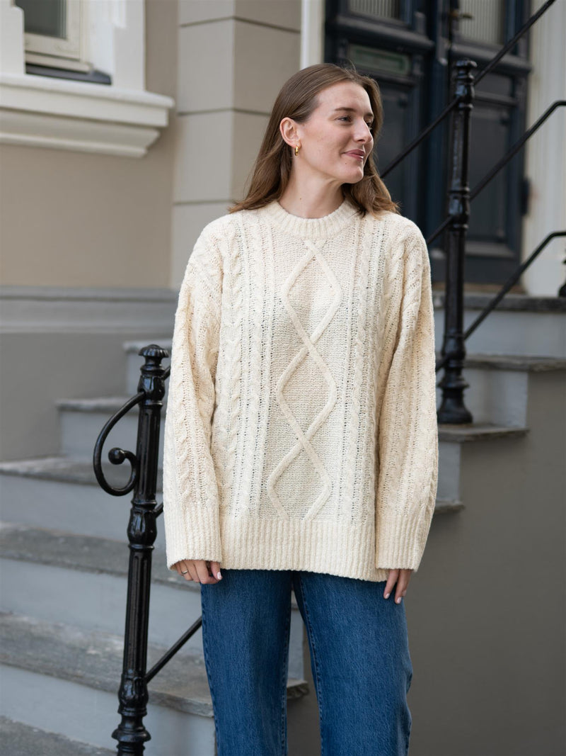 Lexington Chunky Cable Knit Sweater Offwhite
